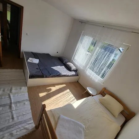 Kuca Za Odmor Plava Laguna