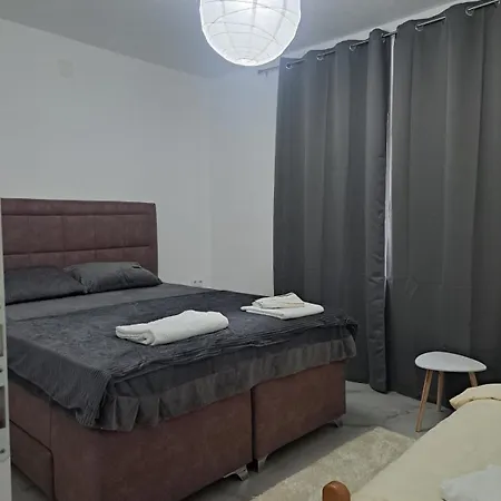 Kuca Za Odmor Plava Laguna *