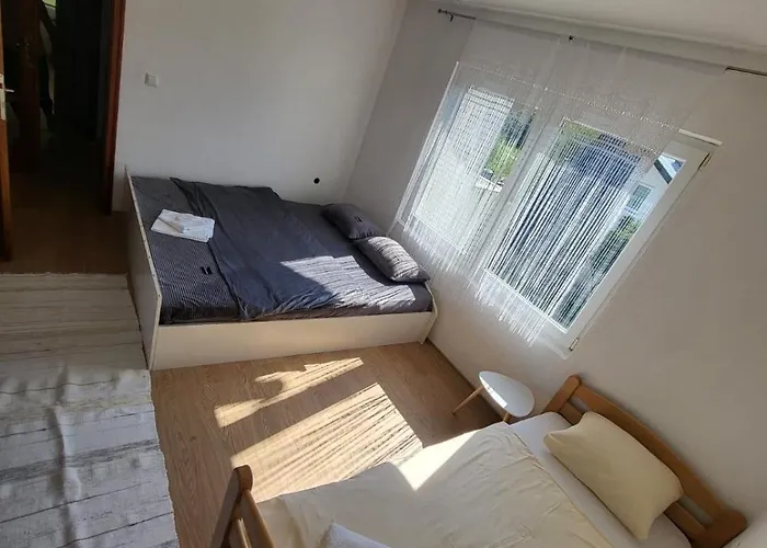 Kuca Za Odmor Plava Laguna